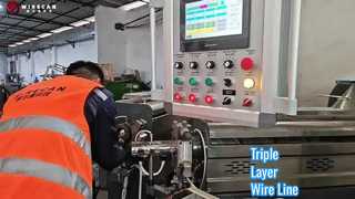 توسيع القدرة على التصنيع من خلال خط البثق المشترك ثلاثي الطبقات 80+60+50 مم