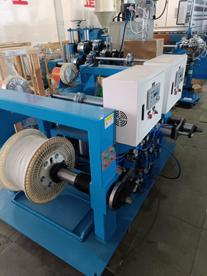 φ90mm+φ50mm سلك وكابل عالية السرعة الكهرباء سترة غطاء PVC PE آلة الخرجان